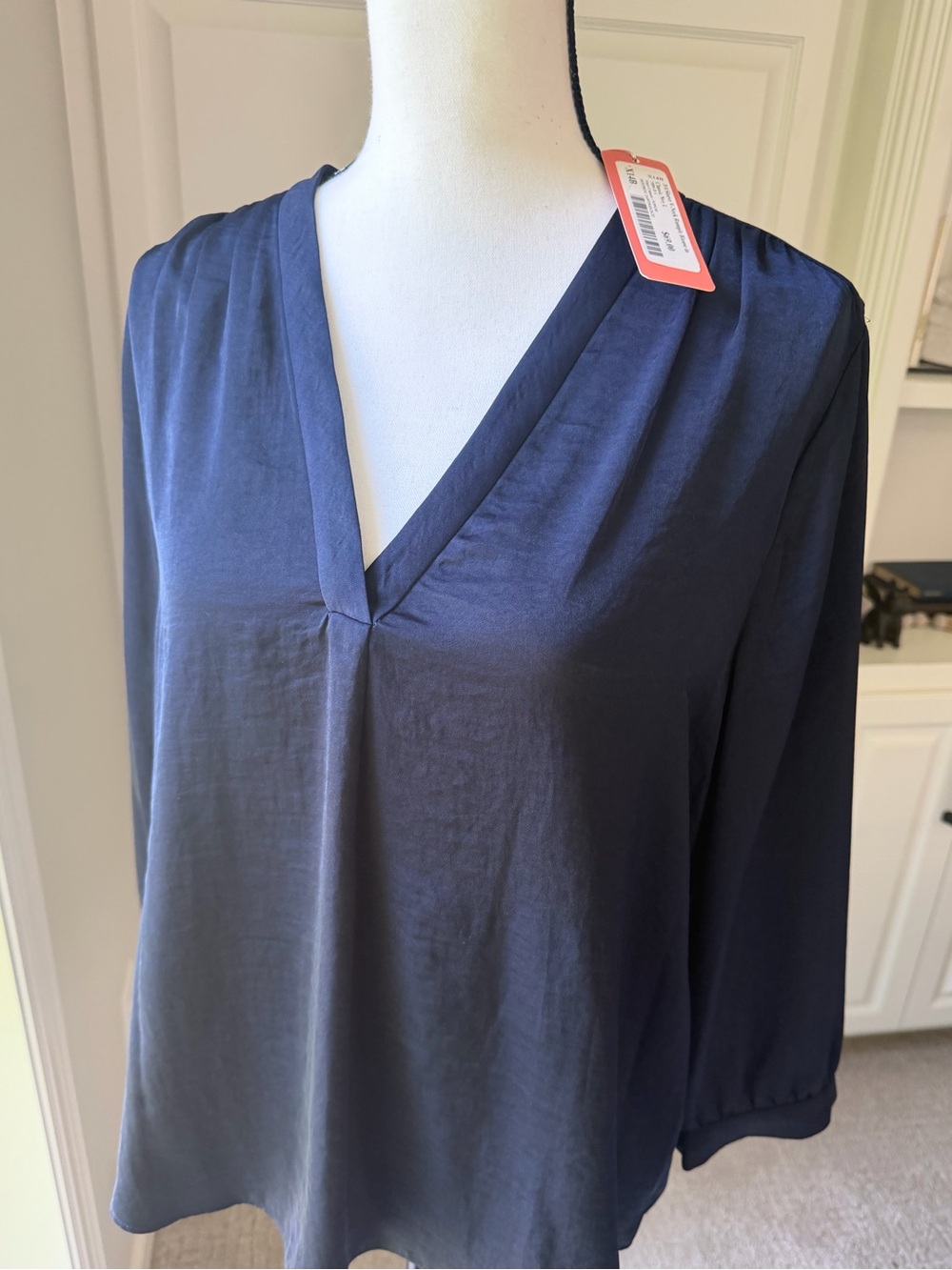 NWT Vince Camuto Navy V-Neck Long Sleeve Blouse